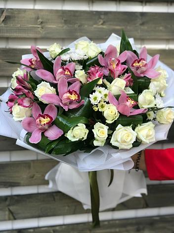 Букет цветов из: Розы и Хризантемы в Беломорске