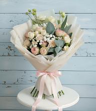 Букет цветов из:  Розы и Лизиантусы #REPLACE_PRED# Беломорске
