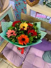 Букет цветов из:  Герберы, Хризантемы и Альстромерии #REPLACE_PRED# Беломорске