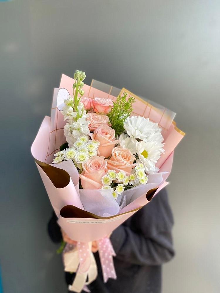 Букет цветов из: Хризантемы и Розы в Беломорске