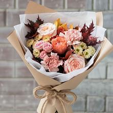 Букет цветов из:  Гвоздики, Хризантемы и Розы в Беломорске