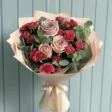 Букет цветов из:  Гвоздики и Розы в Беломорске