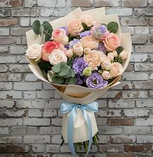 Букет цветов из:  Розы, Лизиантусы и Гвоздики #REPLACE_PRED# Беломорске