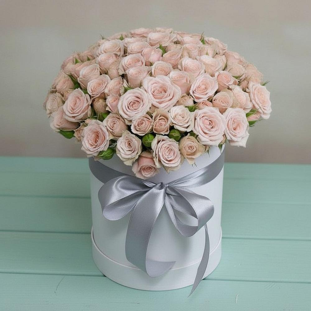 Цветочная композиция из Розы в шляпной коробке в Беломорске